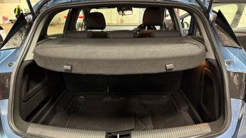 VAUXHALL ASTRA 1.6 CDTi BlueInjection SRi Hatchback 5dr Diesel Auto Euro 6 (136