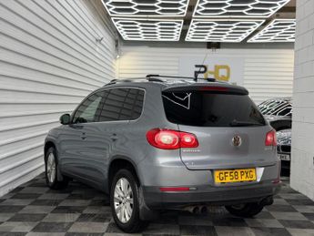 VOLKSWAGEN TIGUAN 2.0 TSI SE SUV 5dr Petrol Auto 4WD Euro 4 (170 ps)