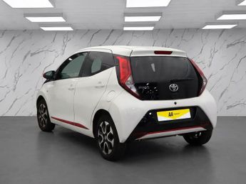 TOYOTA AYGO 1.0 VVT-i x-trend Hatchback 5dr Petrol x-shift Euro 6 (Safety Se