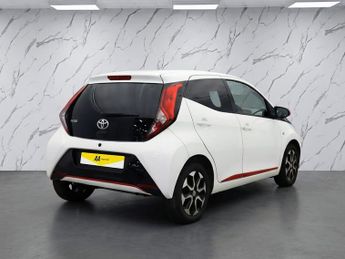 TOYOTA AYGO 1.0 VVT-i x-trend Hatchback 5dr Petrol x-shift Euro 6 (Safety Se