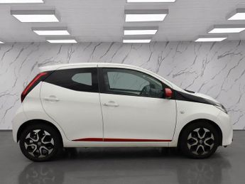 TOYOTA AYGO 1.0 VVT-i x-trend Hatchback 5dr Petrol x-shift Euro 6 (Safety Se