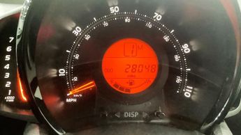 TOYOTA AYGO 1.0 VVT-i x-trend Hatchback 5dr Petrol x-shift Euro 6 (Safety Se