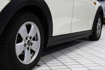 MINI HATCH 1.5 Cooper Hatchback 5dr Petrol Auto Euro 6 (s/s) (136 ps)