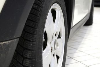 MINI HATCH 1.5 Cooper Hatchback 5dr Petrol Auto Euro 6 (s/s) (136 ps)