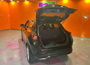 NISSAN JUKE 1.0 DIG-T N-Connecta SUV 5dr Petrol DCT Auto Euro 6 (s/s) (114 p