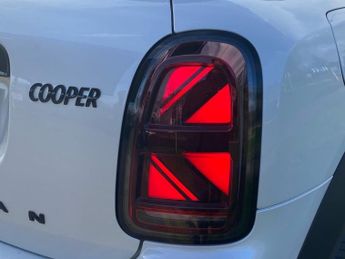 MINI COUNTRYMAN 1.5 Cooper Exclusive SUV 5dr Petrol Steptronic Euro 6 (s/s) (136