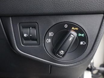 VOLKSWAGEN POLO 1.0 TSI R-Line Hatchback 5dr Petrol DSG Euro 6 (s/s) (95 ps)