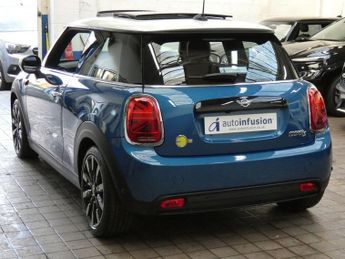 MINI Electric Hatch Cooper SE 32.6kWh Level 3 Hatchback 3dr Electric Auto (184 ps)