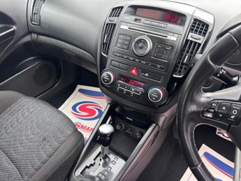 KIA CEED 1.6 CRDi 3 Sports Wagon 5dr Diesel Auto Euro 5 (113 bhp)