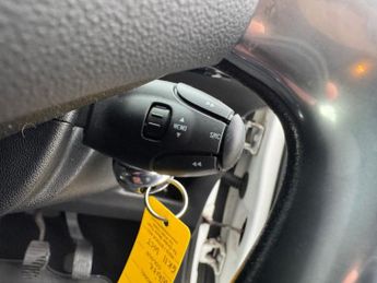 CITROEN DS3 1.6 HDi 16V DStyle Hatchback 3dr Diesel Manual Euro 5 (90 ps)