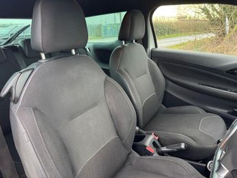 CITROEN DS3 1.6 HDi 16V DStyle Hatchback 3dr Diesel Manual Euro 5 (90 ps)