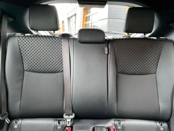 TOYOTA YARIS 1.5 VVT-h Dynamic Hatchback 5dr Petrol Hybrid E-CVT Euro 6 (s/s)