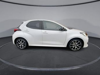 TOYOTA YARIS 1.5 VVT-h Dynamic Hatchback 5dr Petrol Hybrid E-CVT Euro 6 (s/s)