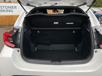 TOYOTA YARIS 1.5 VVT-h Dynamic Hatchback 5dr Petrol Hybrid E-CVT Euro 6 (s/s)