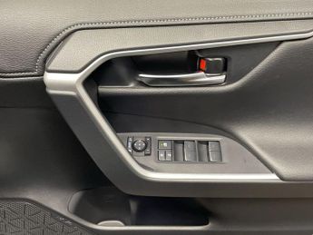 TOYOTA RAV4 2.5 VVT-h GPF Icon SUV 5dr Petrol Hybrid CVT Euro 6 (s/s) (218 p