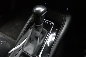 TOYOTA COROLLA 1.8 VVT-h GPF Design Touring Sports 5dr Petrol Hybrid CVT Euro 6