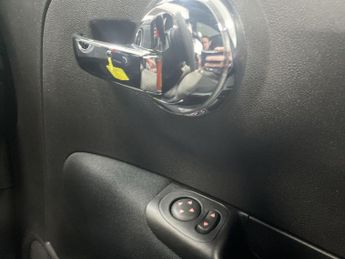 FIAT 500 1.0 MHEV Lounge Hatchback 3dr Petrol Manual Euro 6 (s/s) (70 bhp