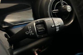 MINI Electric Hatch Cooper SE 32.6kWh Level 2 Hatchback 3dr Electric Auto (184 ps) R