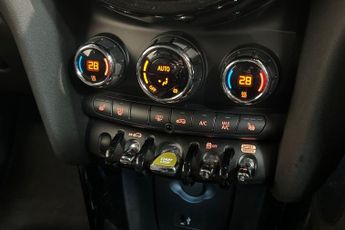 MINI Electric Hatch Cooper SE 32.6kWh Level 2 Hatchback 3dr Electric Auto (184 ps) R