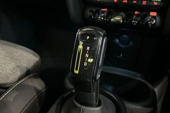 MINI Electric Hatch Cooper SE 32.6kWh Level 2 Hatchback 3dr Electric Auto (184 ps) R