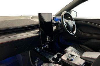 FORD MUSTANG MACH-E Extended Range 91kWh SUV 5dr Electric Automatic AWD (351 ps) Ful