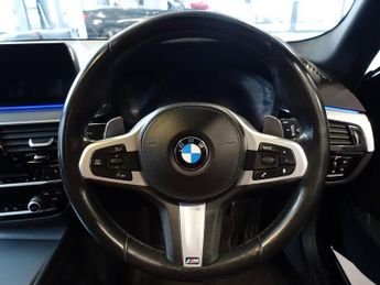 BMW 5 SERIES 2.0 520d M Sport Touring 5dr Diesel Auto Euro 6 (s/s) (190 ps)