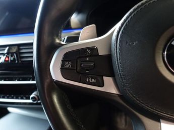 BMW 5 SERIES 2.0 520d M Sport Touring 5dr Diesel Auto Euro 6 (s/s) (190 ps)