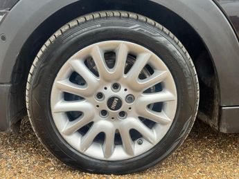 MINI HATCH 1.5 Cooper Hatchback 5dr Petrol Auto Euro 6 (s/s) (136 ps)