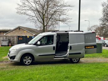VAUXHALL COMBO 1.3 CDTi 2000 ecoFLEX 16v Sportive Panel Van 3dr Diesel Manual F