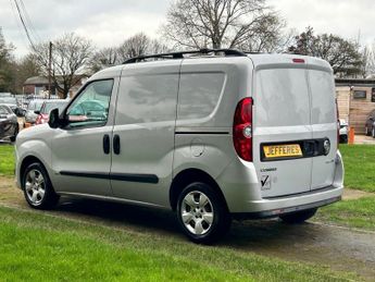 VAUXHALL COMBO 1.3 CDTi 2000 ecoFLEX 16v Sportive Panel Van 3dr Diesel Manual F