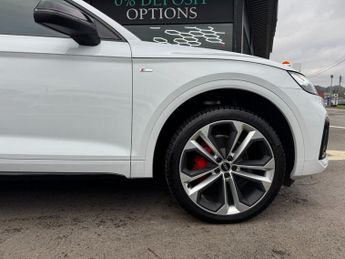 AUDI Q5 2.0 TDI 40 Edition 1 SUV 5dr Diesel S Tronic quattro Euro 6 (s/s