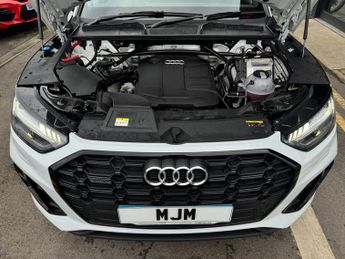 AUDI Q5 2.0 TDI 40 Edition 1 SUV 5dr Diesel S Tronic quattro Euro 6 (s/s