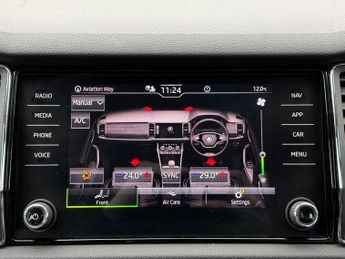 SKODA KODIAQ 1.5 TSI ACT SE Drive SUV 5dr Petrol DSG Euro 6 (s/s) (7 Seat) (1