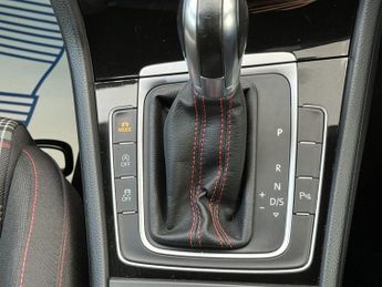 VOLKSWAGEN GOLF 2.0 TSI GPF GTI Performance Hatchback 5dr Petrol DSG Euro 6 (s/s