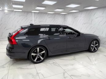 VOLVO V90 2.0 D5 R-Design Plus Estate 5dr Diesel Auto AWD Euro 6 (s/s) (23