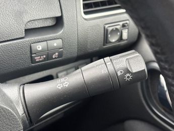 NISSAN SERENA 2.0L