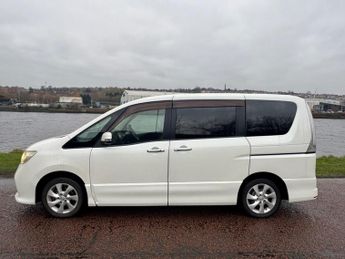 NISSAN SERENA 2.0L