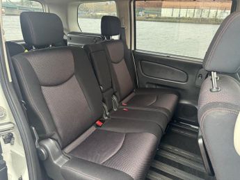 NISSAN SERENA 2.0L
