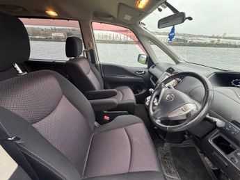 NISSAN SERENA 2.0L