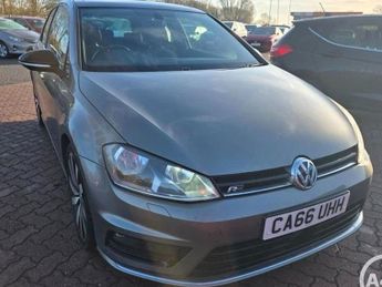 Volkswagen Golf TDi 2.0 TDI BlueMotion Tech R-Line Edition Hatchback 3dr Diesel Manu