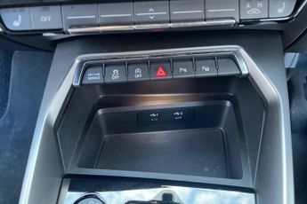 AUDI A3 1.5 TFSI 35 Edition 1 Sportback 5dr Petrol S Tronic Euro 6 (s/s)