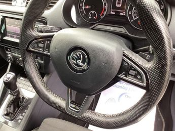 SKODA OCTAVIA 2.0 TDI vRS Hatchback 5dr Diesel DSG Euro 5 (s/s) (184 ps)