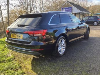 AUDI A4 AVANT 2.0 TDI ultra Sport Estate 5dr Diesel S Tronic Euro 6 (s/s) (190