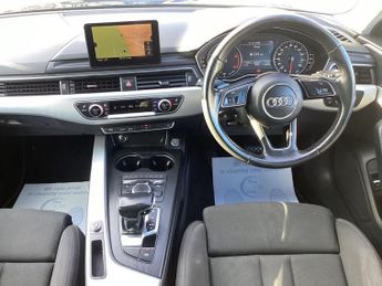 AUDI A4 AVANT 2.0 TDI ultra Sport Estate 5dr Diesel S Tronic Euro 6 (s/s) (190