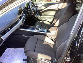 AUDI A4 AVANT 2.0 TDI ultra Sport Estate 5dr Diesel S Tronic Euro 6 (s/s) (190