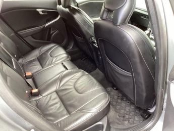 VOLVO V40 2.0 T2 R-Design Edition Hatchback 5dr Petrol Manual Euro 6 (s/s)