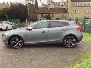 VOLVO V40 2.0 T2 R-Design Edition Hatchback 5dr Petrol Manual Euro 6 (s/s)