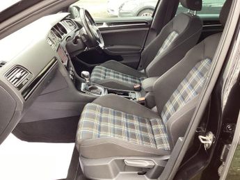 VOLKSWAGEN GOLF 1.4 TSI GTE Nav Hatchback 5dr Petrol Plug-in Hybrid DSG Euro 6 (