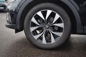 RENAULT ARKANA 1.6 E-TECH Iconic SUV 5dr Petrol Hybrid Auto 2WD Euro 6 (s/s) (1