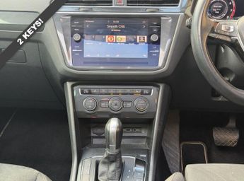 VOLKSWAGEN TIGUAN 2.0 TSI SEL SUV 5dr Petrol DSG 4Motion Euro 6 (s/s) (180 ps)